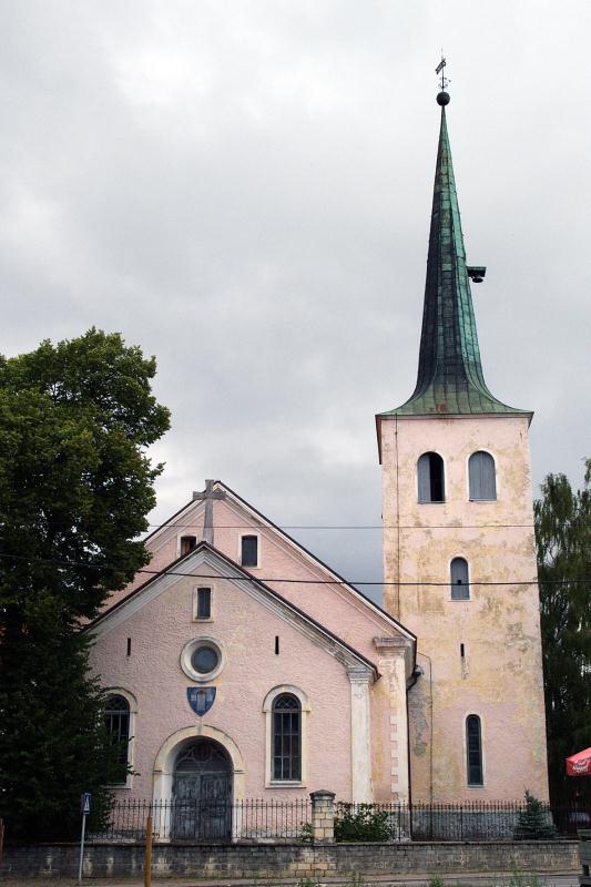 File:Järvamaa_Paide Püha Risti kirik_2006.jpg